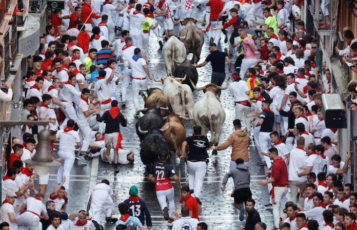 Más de 1.000 heridos durante las fiestas de San Fermín en España