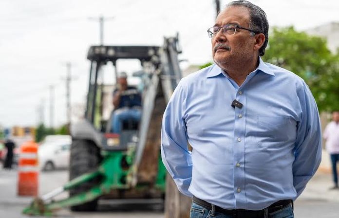 Presenta Mijes y David de la Peña modelos de gobierno en Cumbre Internacional