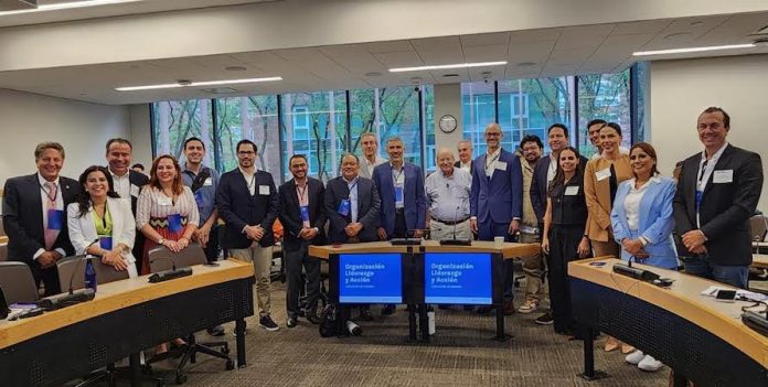 Detalla Mijes en Cumbre Internacional la innovación gubernamental de Escobedo