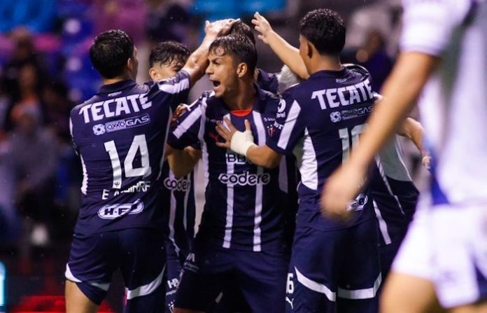 Rayados vence al Puebla y es el actual líder
