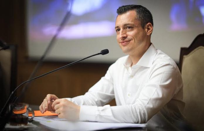 Deja Colosio la alcaldía de Monterrey queda al frente Francisco Bahena