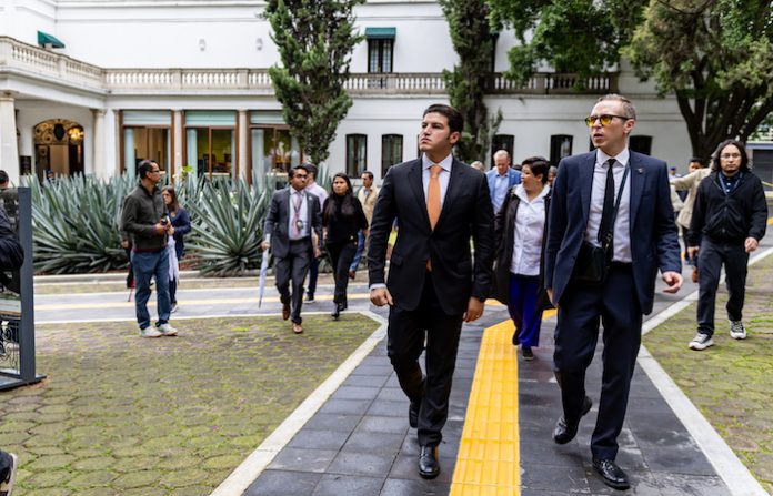 Celebra NL 200 Años en Los Pinos