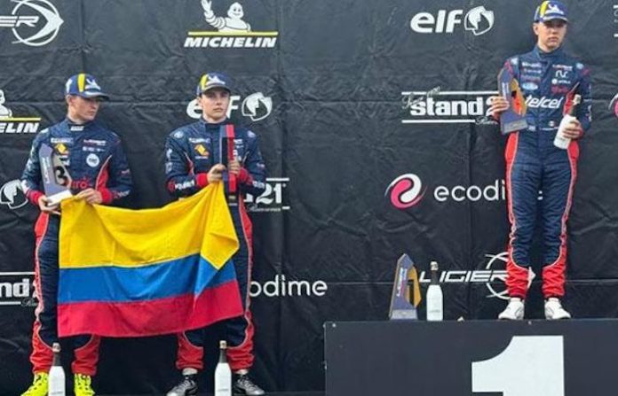 Triunfo de Ian Aguilera en Spa-Francorchamps; Pedro Juan Moreno, en el podio