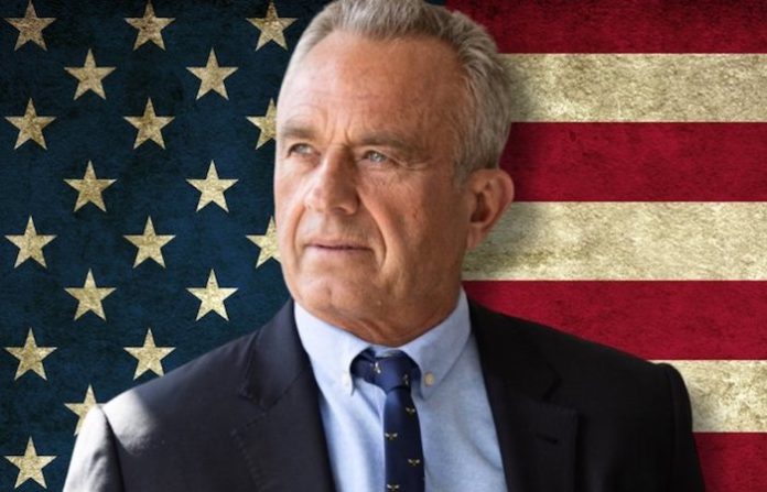 ¿Cómo impacta en la contienda electoral de EU el abandono de Robert F. Kennedy Jr.?