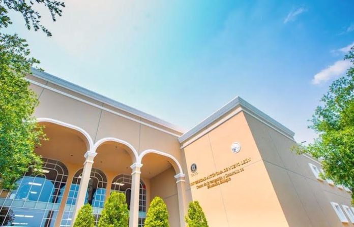 Cumple UANL 20 años de formar bachilleres globales