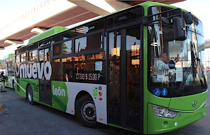 GLPRI se opone al aumento de tarifas de transporte en Nuevo León