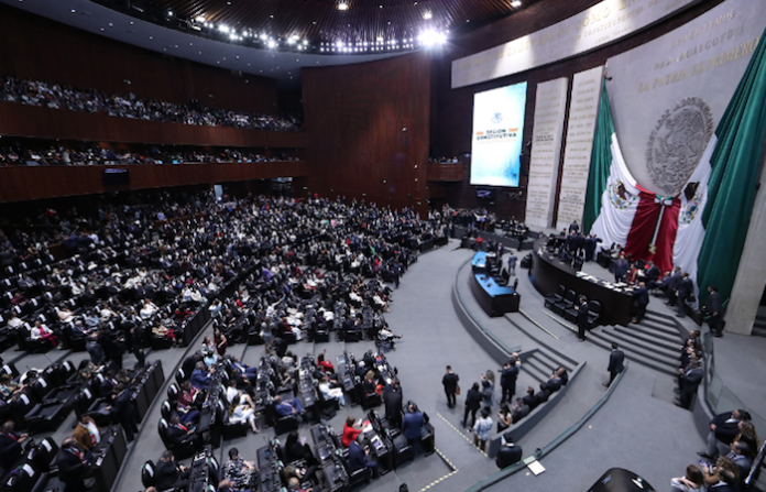 Jueza da revés a AMLO y prohíbe a la Cámara de Diputados de México discutir la reforma judicial