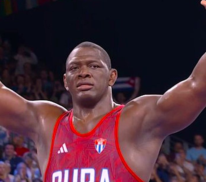 Cubano López hace historia en París 2024 al ganar su quinta corona olímpica