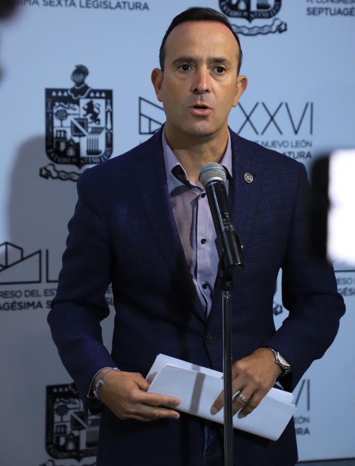 Anuncia PAN denuncias y amparos por carta de antecedentes no penales