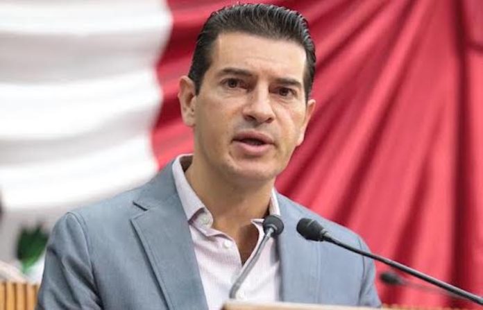 Aprueba diputación permanente realizar décimo tercer período extraordinario de sesiones