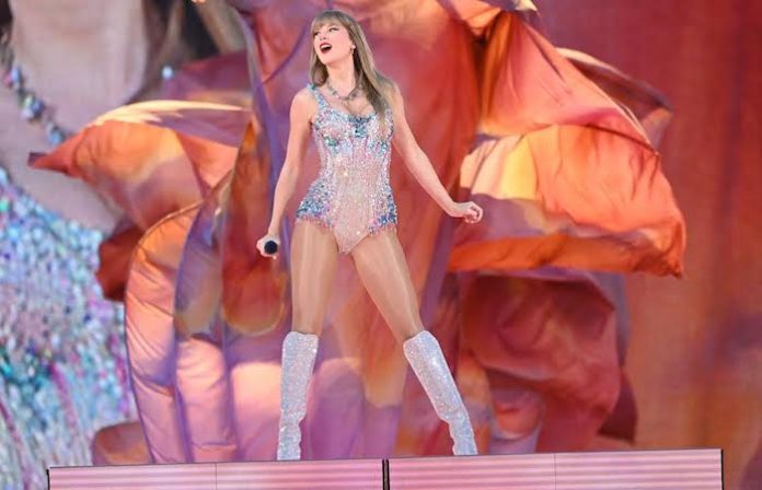 Taylor Swift Donó $5 Millones a Esfuerzos de Ayuda por los Huracanes Helene y Milton