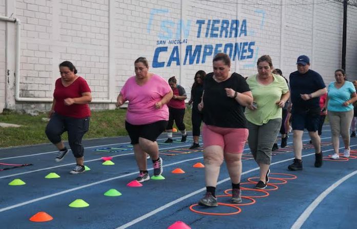 Se unen 190 nicolaítas a la 9° Generación de “Adiós Gordito”