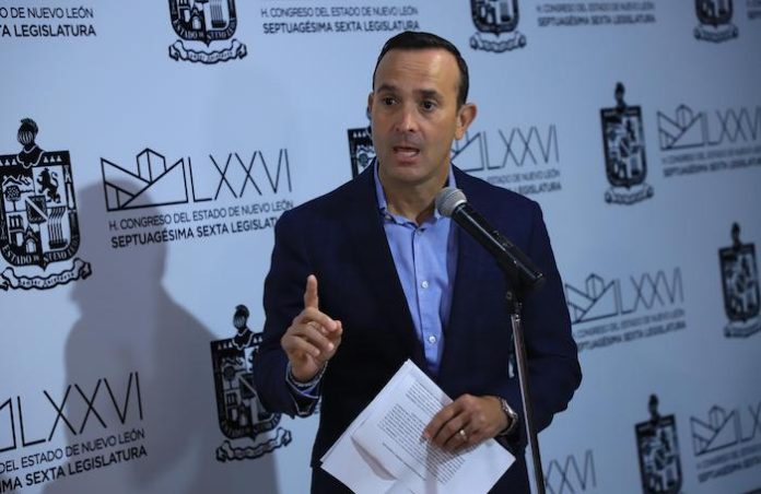 PAN exige auditoría a proyecto de Tesla en Nuevo León