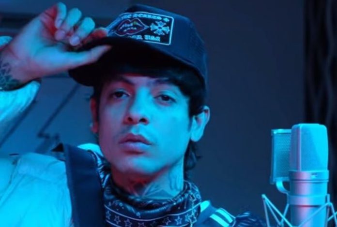 Consejo Mexicano de DJs pide suspender música de Natanael Cano tras agresión en escenario