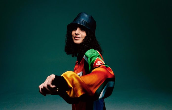 Carlita comparte “Wish You Knew”, nuevo adelanto de su álbum debut: Sentimental