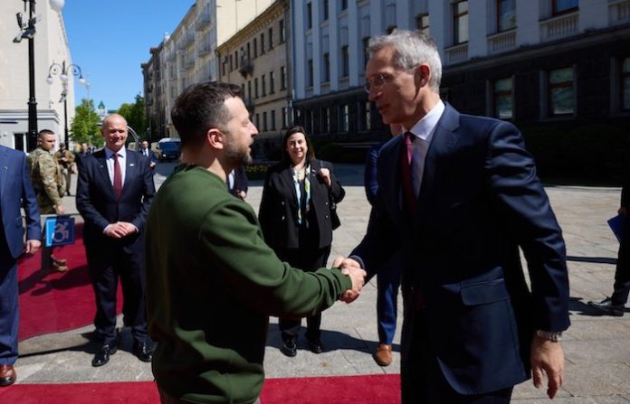Stoltenberg afirma que OTAN aún no ha alcanzado un consenso sobre la adhesión de Ucrania