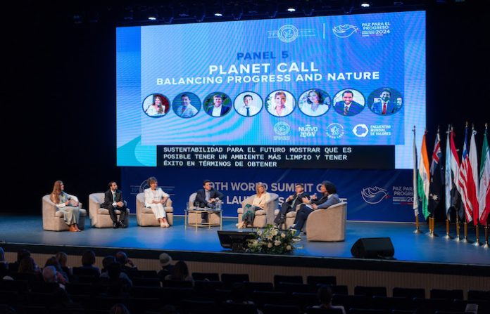 Samuel García destaca corresponsabilidad ambiental en la Cumbre Mundial de Premios Nobel