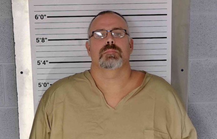 Un sheriff mata a tiros a un juez tras una discusión en un tribunal del sureste de EU