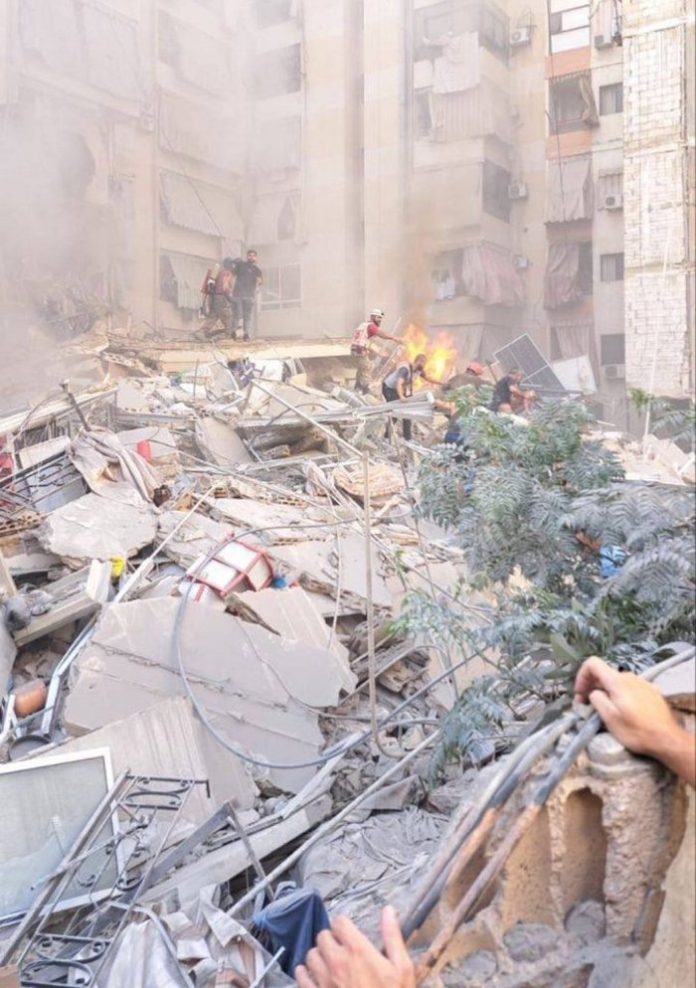 Suben a 12 los muertos y 66 los heridos por ataque israelí contra un suburbio de Beirut