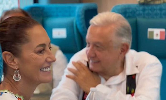 Video: Sheinbaum se despide de López Obrador antes de asumir la presidencia de México