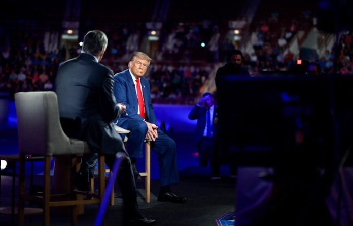 Inteligencia de EU alertó a Trump sobre planes iraníes para asesinarlo, dice su campaña