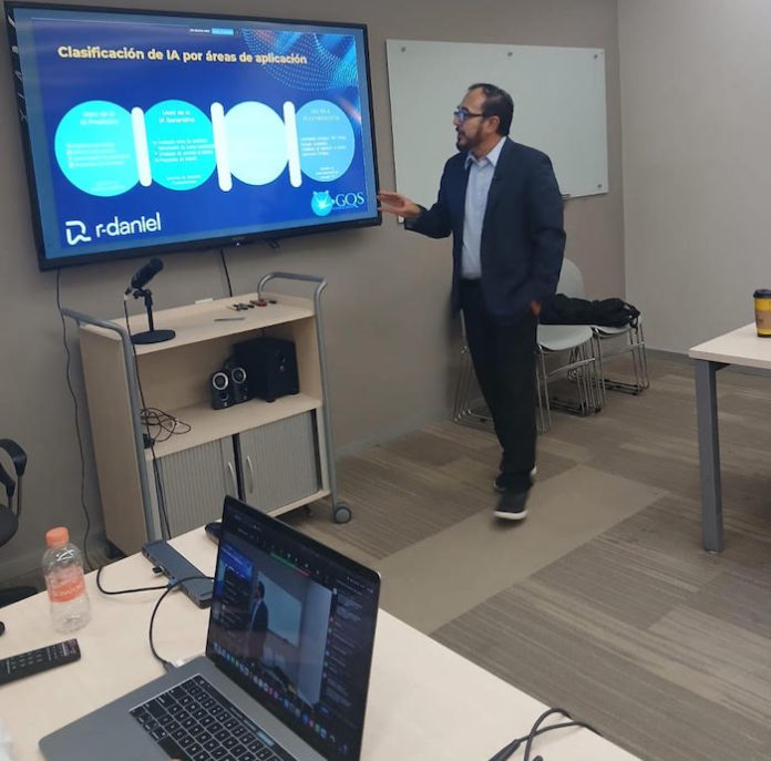 Experto asegura que la IA revolucionará las formas de hacer negocios