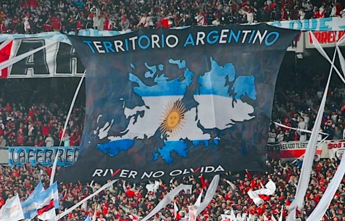 Argentina protesta por decisión de Conmebol de prohibir banderas con las Islas Malvinas