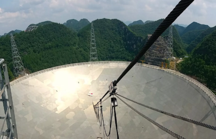 El radiotelescopio chino más grande del mundo medirá 10 kilómetros de diámetro