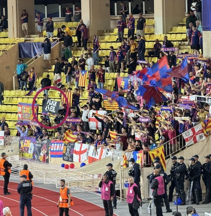 La UEFA impone una multa de €10.000 al FC Barcelona por una pancarta nazi en el partido