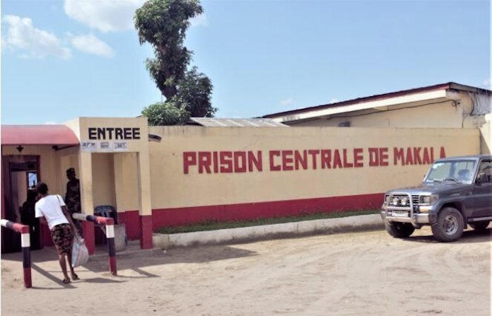 Intento de fuga en una cárcel de Kinsasa se salda con al menos 129 muertos y 59 heridos