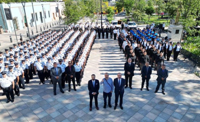 Mauricio Fernández prioriza la seguridad en San Pedro; toma protesta a cinco secretarios