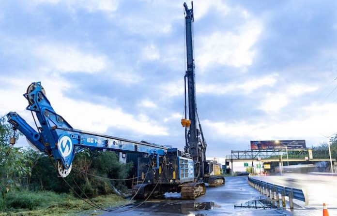 Recorre Samuel tramo del Viaducto Elevado Morones Prieto