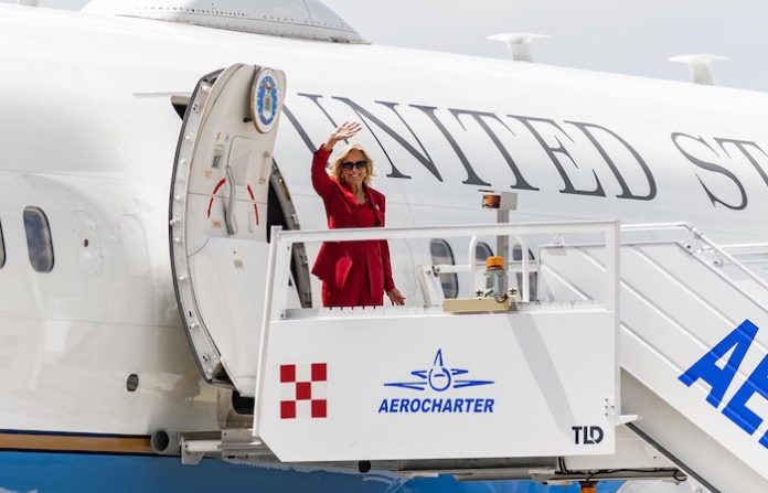 Llegan a México Jill Biden y presidentes latinoamericanos a toma de posesión de Sheinbaum