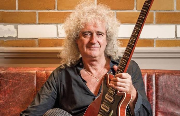 Brian May sufre un pequeño derrame cerebral, pero se recupera favorablemente