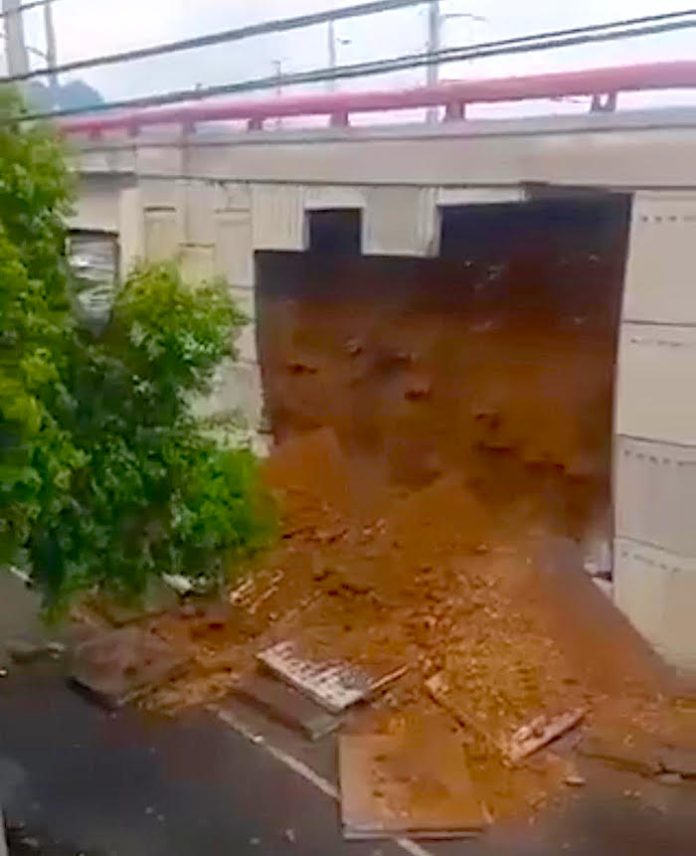 Puente de San Pedro sufre derrumbe parcial tras intensas lluvias