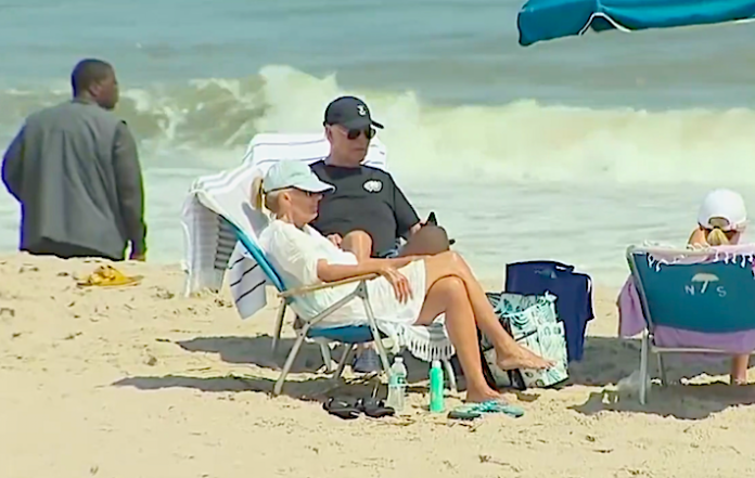 Calculan que Biden está de vacaciones el 40% de su mandato presidencial