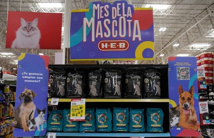 Monterrey y HEB lanzan campaña para promover la adopción responsable de mascotas