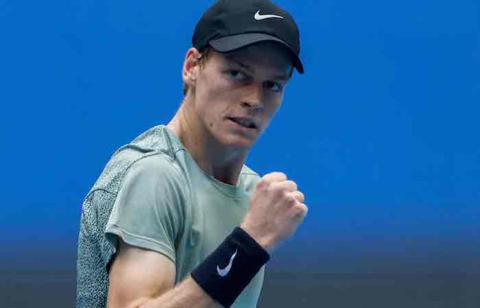 Sinner alcanza su décima SF de 2024 en Pekín