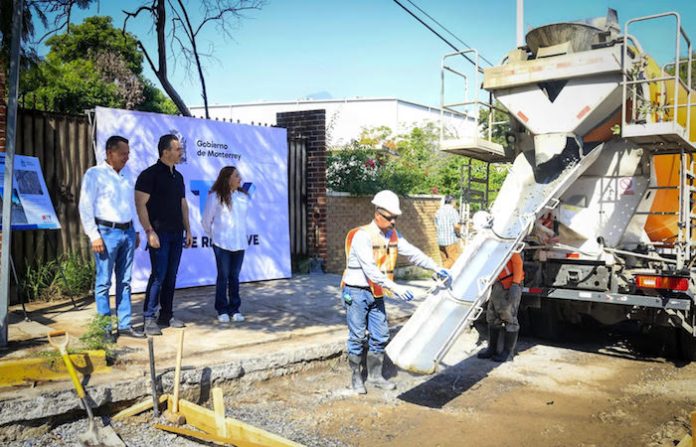 Adrián de la Garza impulsa la rehabilitación de calles y mejora de la seguridad en Monterrey