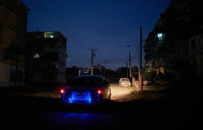 México analiza enviar combustible a Cuba para la recuperación de su sistema eléctrico