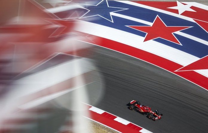 Leclerc-Sainz se llevan 1-2 en una dominante victoria para Ferrari en el Gran Premio de Estados Unidos