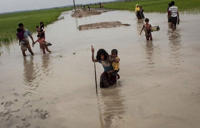 La ONG Save the Children insta a prestar protección a refugiados rohinyás