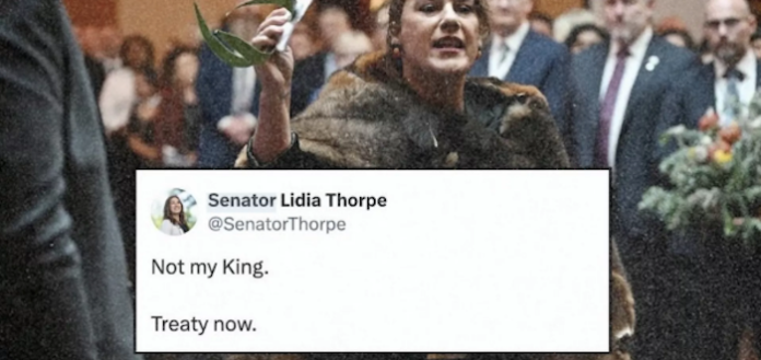 “¡No eres mi rey!”: senadora de origen indígena confronta a Carlos III