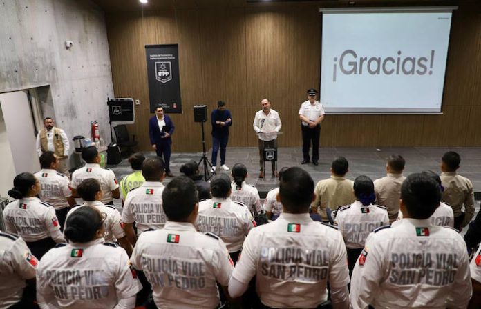 Evalúa Secretaría de Seguridad Pública condiciones laborales de los policías de San Pedro