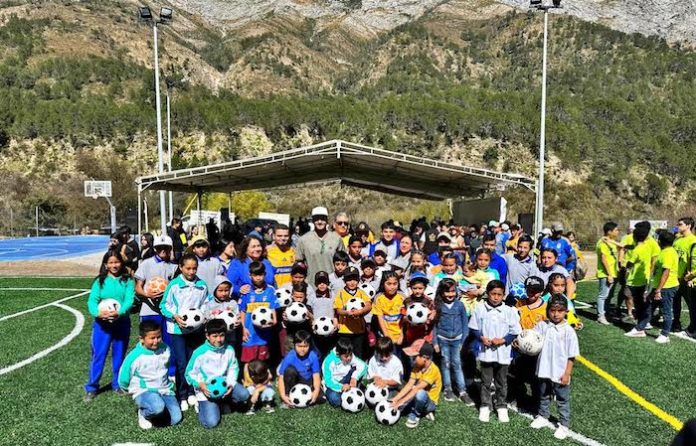 Inauguran Centro Deportivo Boquillas en Santiago, impulsado por Cáritas de Monterrey