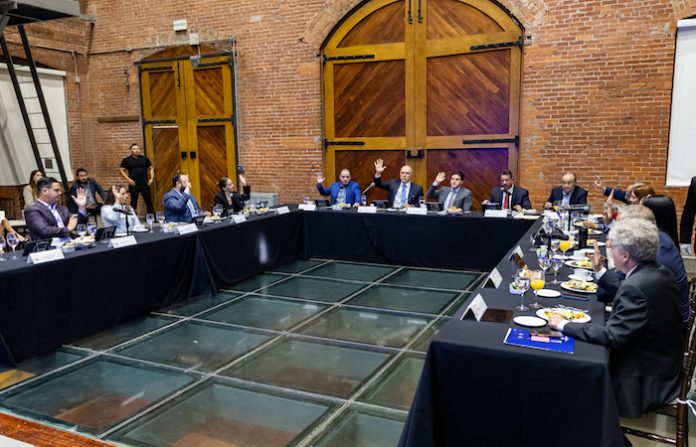 Samuel García anuncia la recuperación de 10 hectáreas para el beneficio social en Parque Fundidora