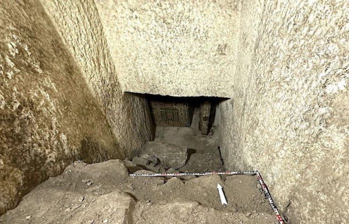 Arqueólogos descubren en Egipto una cámara funeraria del siglo XX a.C.