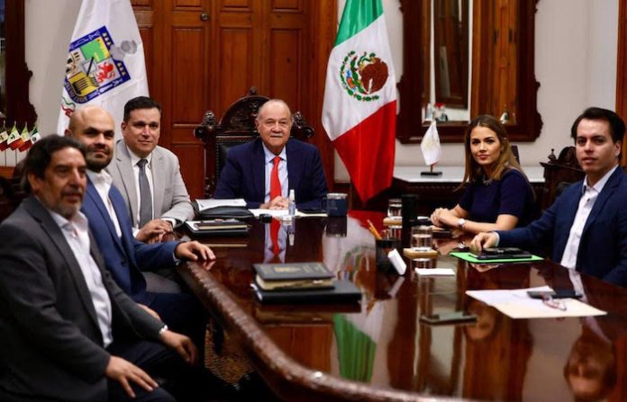 Congreso denuncia obstrucción del Secretario de Gobierno en publicación de decretos