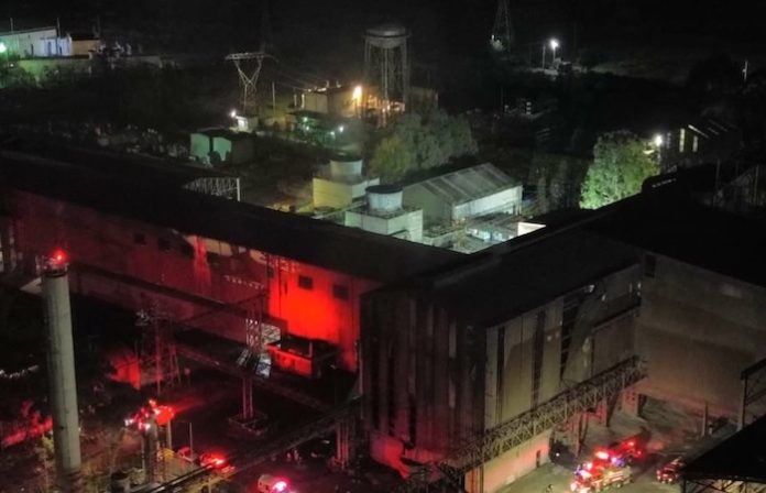 Mueren 12 personas en Tlaxcala tras incendio en fábrica de acero