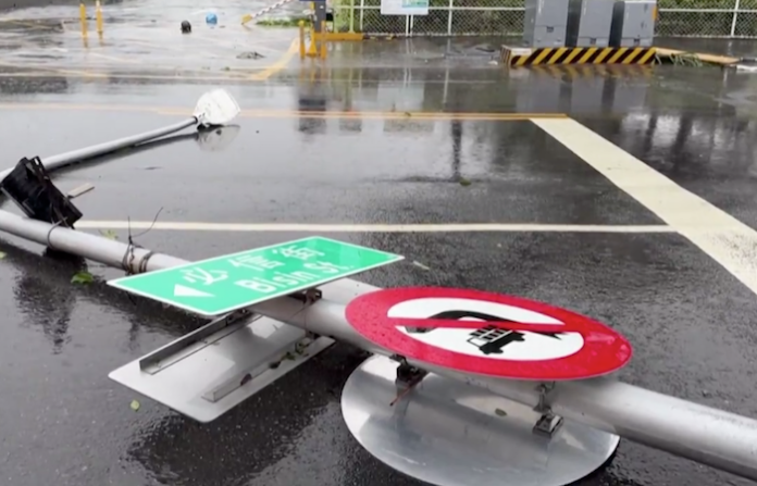 Al menos dos muertos y ocho heridos en Filipinas por el paso del tifón Krathon